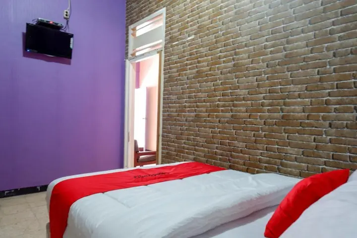 Кебумен: RedDoorz near Stasiun Kebumen