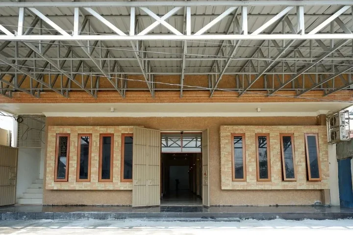 Палу: RedDoorz @ Jalan Pattimura Palu