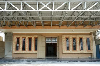 Палу: RedDoorz @ Jalan Pattimura Palu