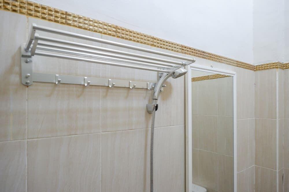 Палу: RedDoorz @ Jalan Pattimura Palu
