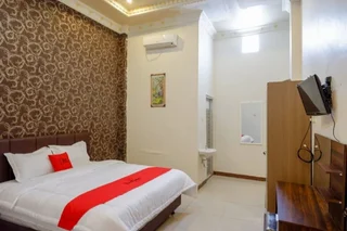 Палу: RedDoorz @ Jalan Pattimura Palu