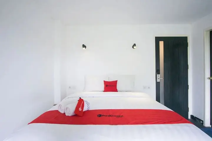 Сенджиги: Formerly RedDoorz Premium near Senggigi Beach