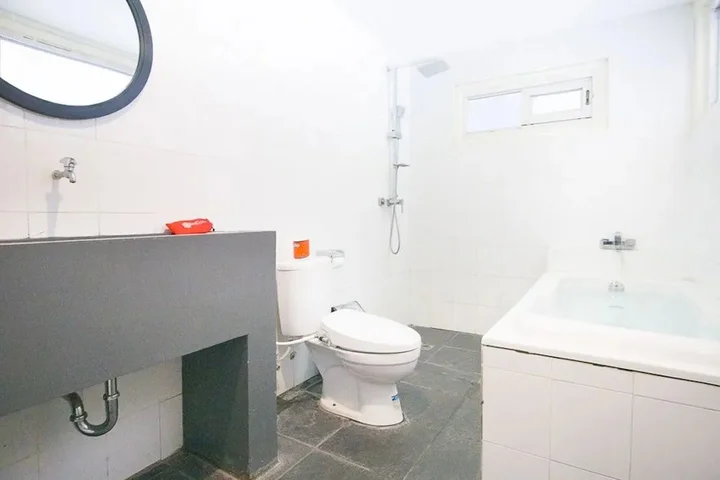 Сенджиги: Formerly RedDoorz Premium near Senggigi Beach