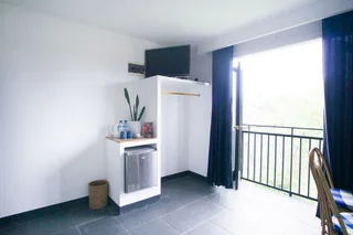 Сенджиги: Formerly RedDoorz Premium near Senggigi Beach