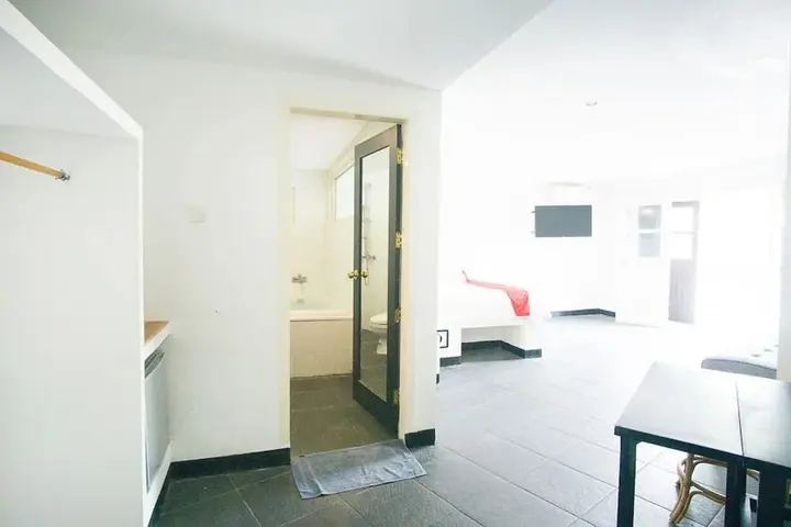 Сенджиги: Formerly RedDoorz Premium near Senggigi Beach
