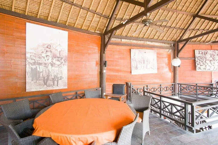 Сенджиги: Formerly RedDoorz Premium near Senggigi Beach