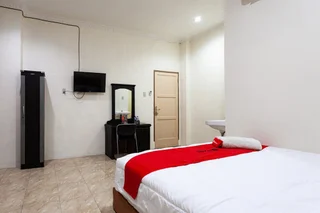Медан: RedDoorz near Yuki Simpang Raya Mall Medan 2