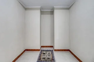 Депок: RedDoorz near Babarsari 2