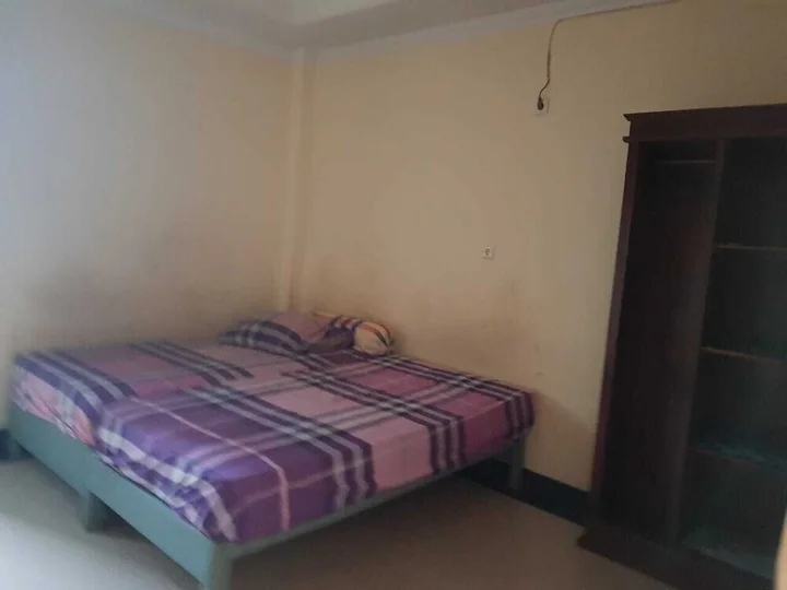 Депок: Oyo 2832 Wisma Sukatani Indah