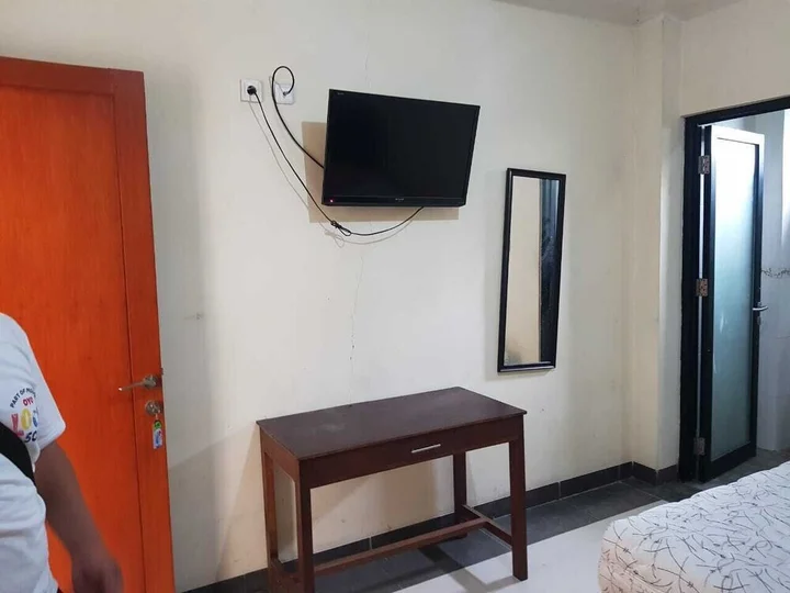 Депок: Oyo 2832 Wisma Sukatani Indah