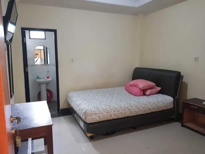 Депок: Oyo 2832 Wisma Sukatani Indah