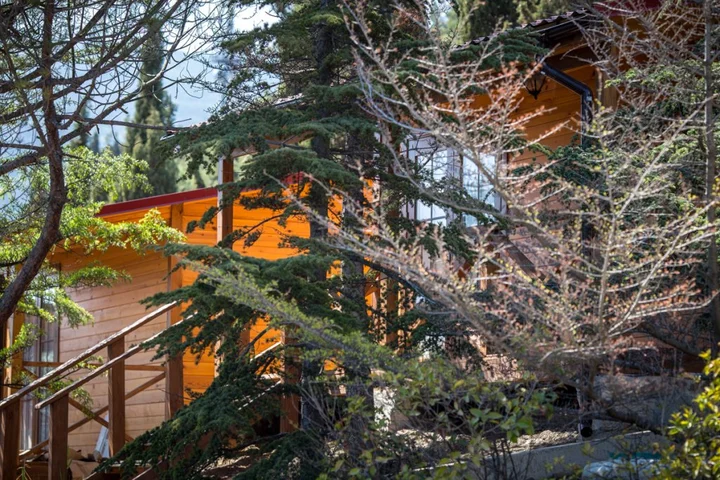 Приветное: Eco-Village Hotel