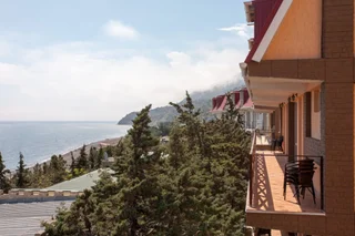Приветное: Eco-Village Hotel
