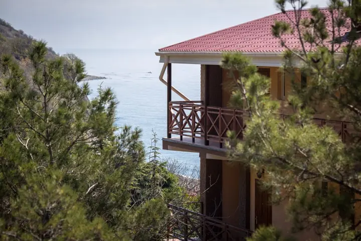 Приветное: Eco-Village Hotel