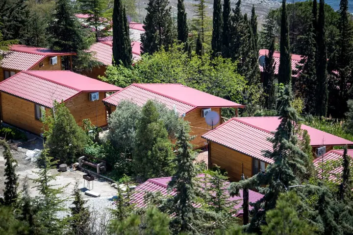 Приветное: Eco-Village Hotel