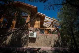 Приветное: Eco-Village Hotel