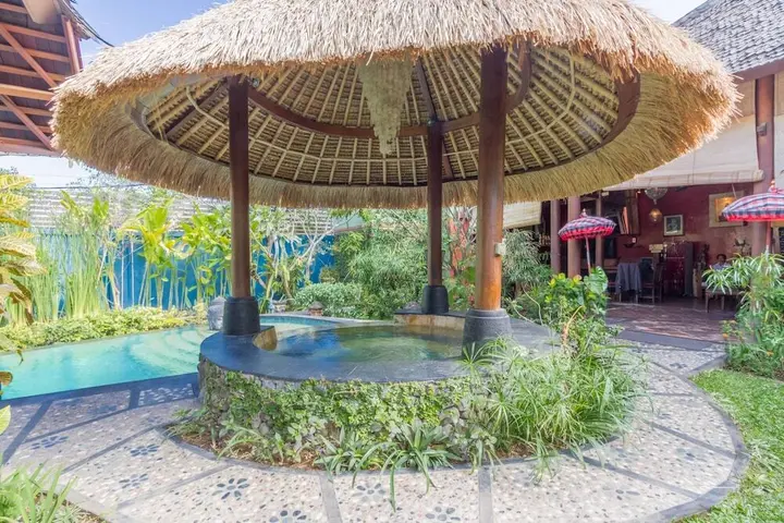 Кута: Villa Santhi