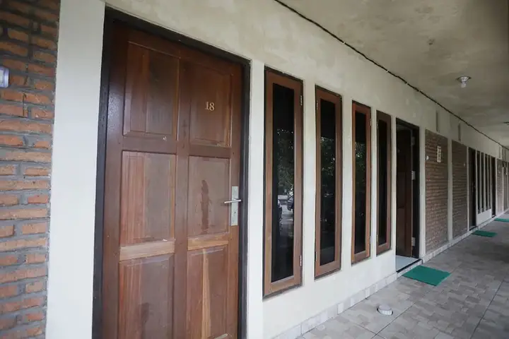 RedDoorz near Bundaran Garuda 2 — фото 1