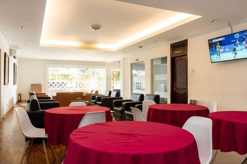 Семаранг: RedDoorz Plus Syariah near Java Supermall Semarang 2