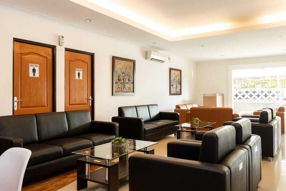 Семаранг: RedDoorz Plus Syariah near Java Supermall Semarang 2