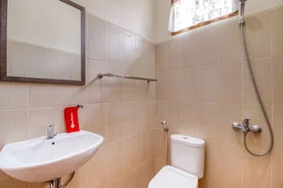 Батуретно: RedDoorz near Universitas Gajah Mada