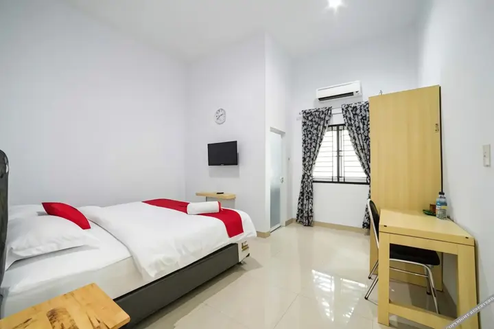 Медан: RedDoorz Plus near Thamrin Plaza Medan