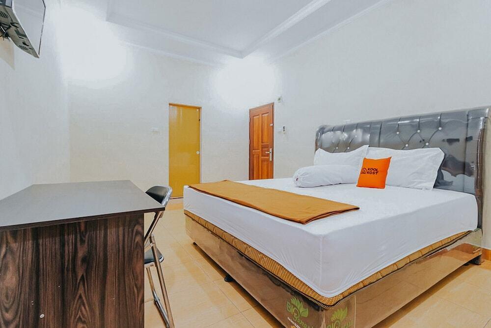 Медан: KoolKost near RS USU Medan