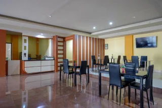 Палу: RedDoorz Plus @ Cameloan Hotel Palu