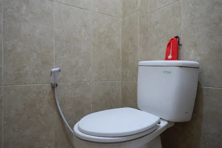 Палу: RedDoorz near Millenium Waterpark Palu