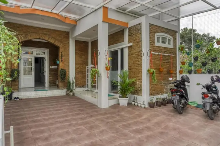 Батуретно: RedDoorz near Sindu Kusuma Edupark 2