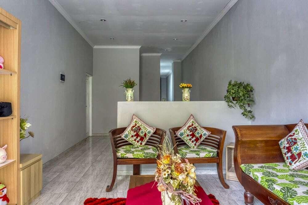 Батуретно: RedDoorz near Sindu Kusuma Edupark 2