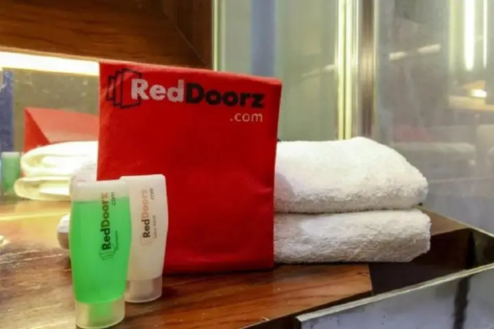 Пематангсиантар: RedDoorz Syariah near Jalan Asahan Pematang Siantar