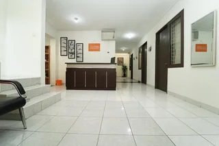 Legok: KoolKost near Universitas Prasetiya Mulya