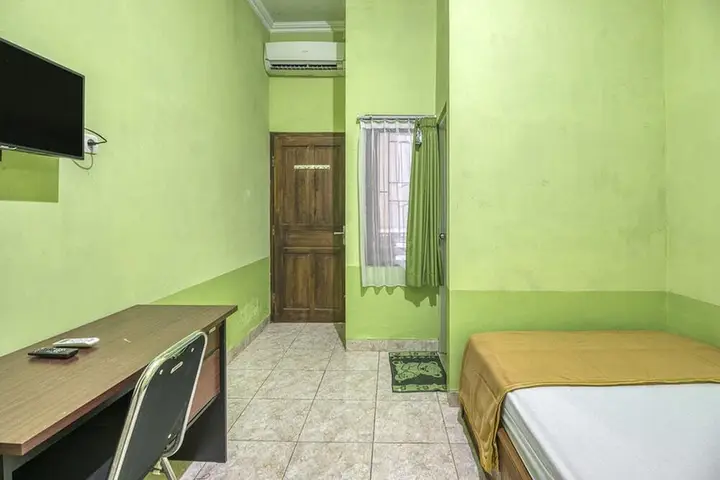 KoolKost Syariah near Universitas Amikom Yogyakarta 2 - Caters to Women — фото 5