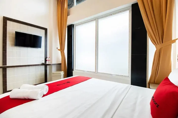 Медан: RedDoorz Plus @ Centrium Katamso Medan