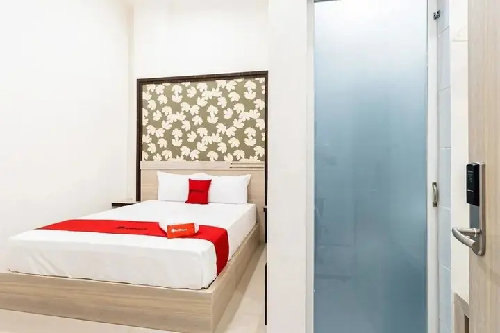 Медан: RedDoorz Plus @ Centrium Katamso Medan