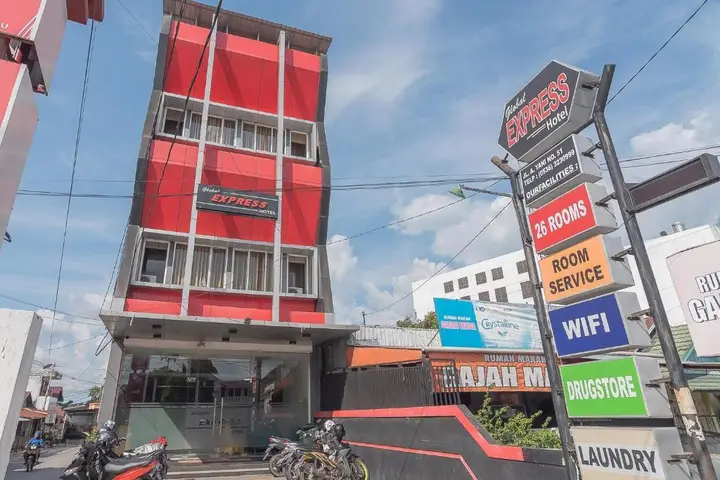 RedDoorz near Stadion Sanaman Mantikei — фото 1