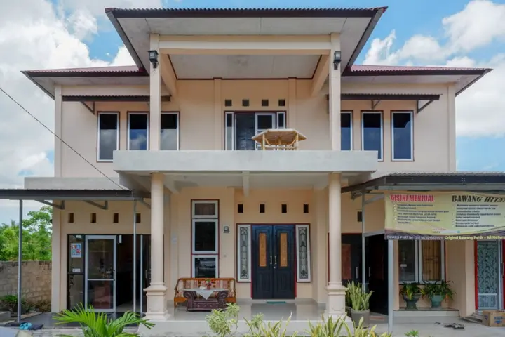 Патипелонг: RedDoorz @ Tomia Island Wakatobi