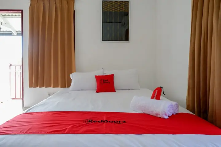 RedDoorz @ Tomia Island Wakatobi — фото 2