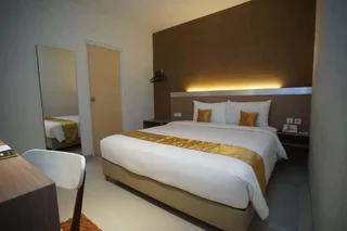 Семаранг: Triizz Hotel Semarang by Royal Singosari (Formerly Faustine Semarang)