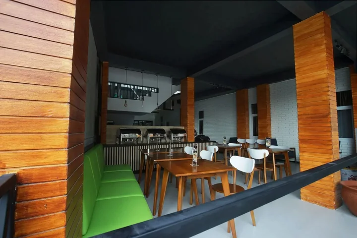 Семаранг: Triizz Hotel Semarang by Royal Singosari (Formerly Faustine Semarang)