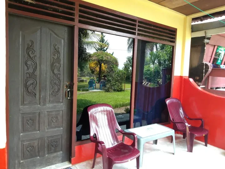 Озеро Тоба: Merlyn Guest House