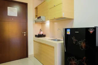 Legok: Elegant Studio Saveria Apartment