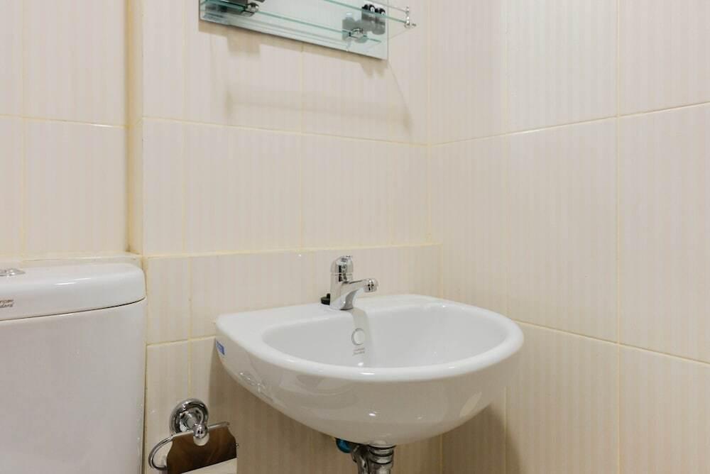 Тангеранг: Twin Bed Studio Room at Annora Living Apartment