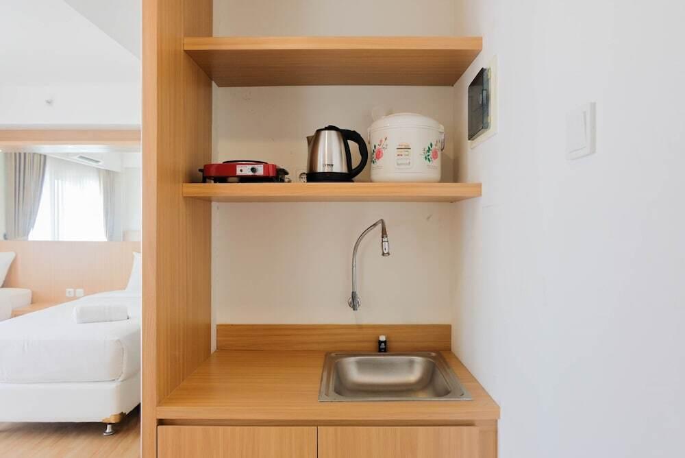 Тангеранг: Twin Bed Studio Room at Annora Living Apartment
