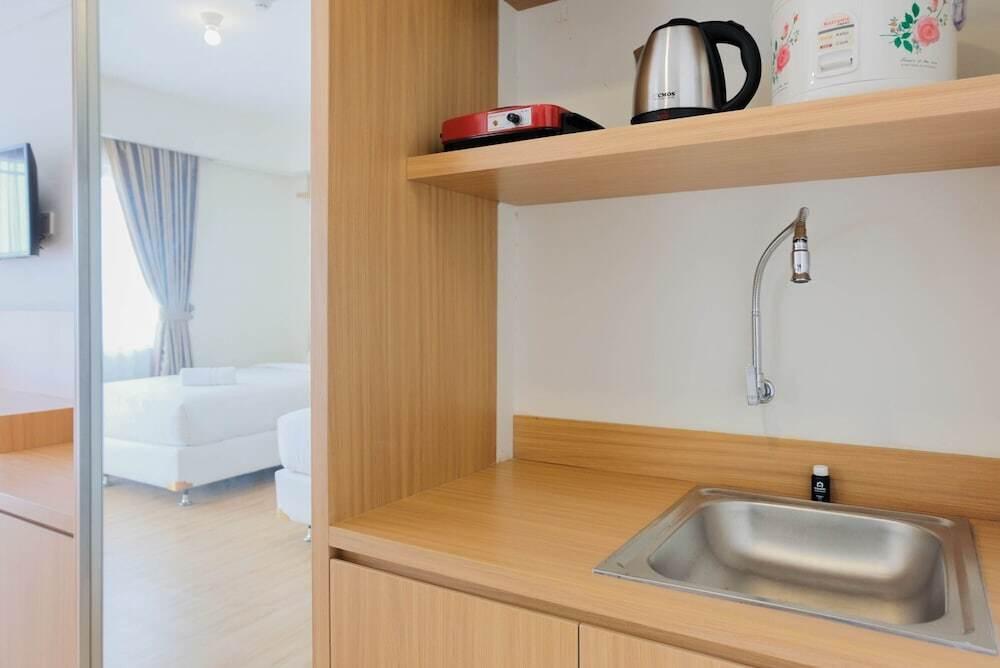 Тангеранг: Twin Bed Studio Room at Annora Living Apartment