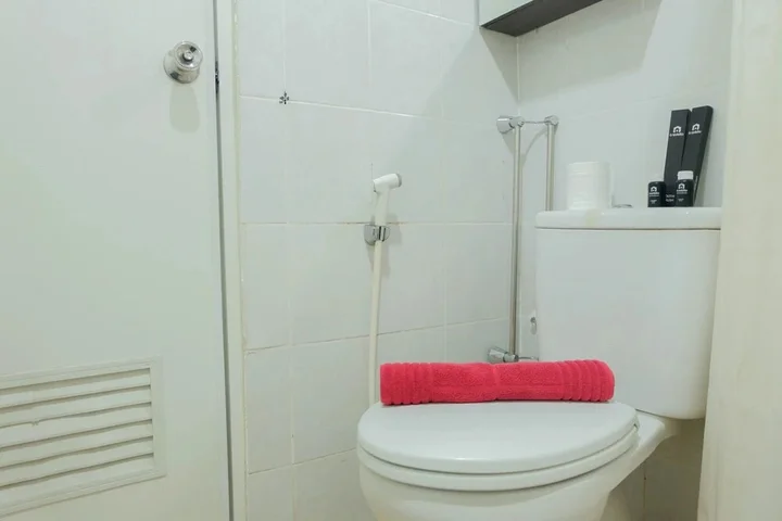 Депок: Cozy Studio Apartment at Taman Melati Margonda