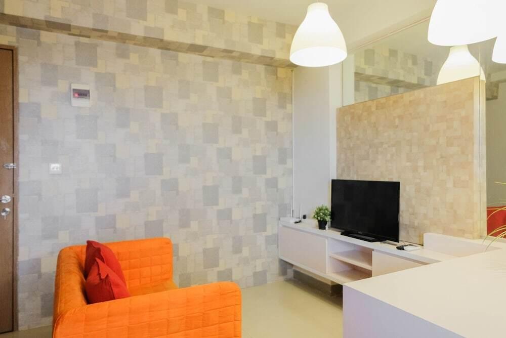 Джакарта: Tranquil 2BR Apartment at Bintaro Park View