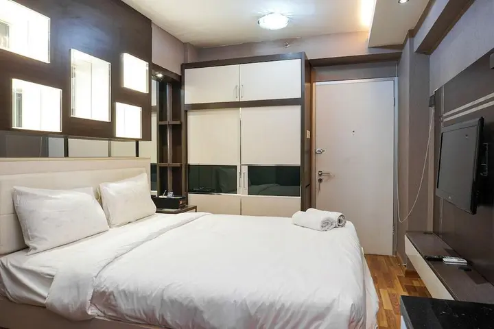 Джакарта: Comfortable Studio @ Green Bay Pluit Apartment
