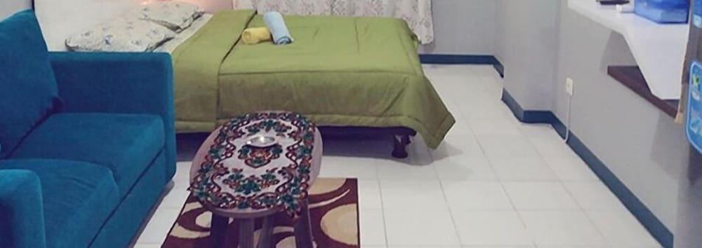 Джакарта: Syariah Amethyst Cengkareng